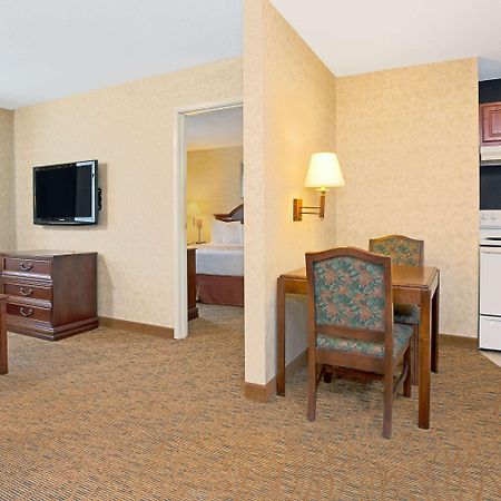 Hawthorn Suites By Wyndham Cincinnati/Sharonville Luaran gambar